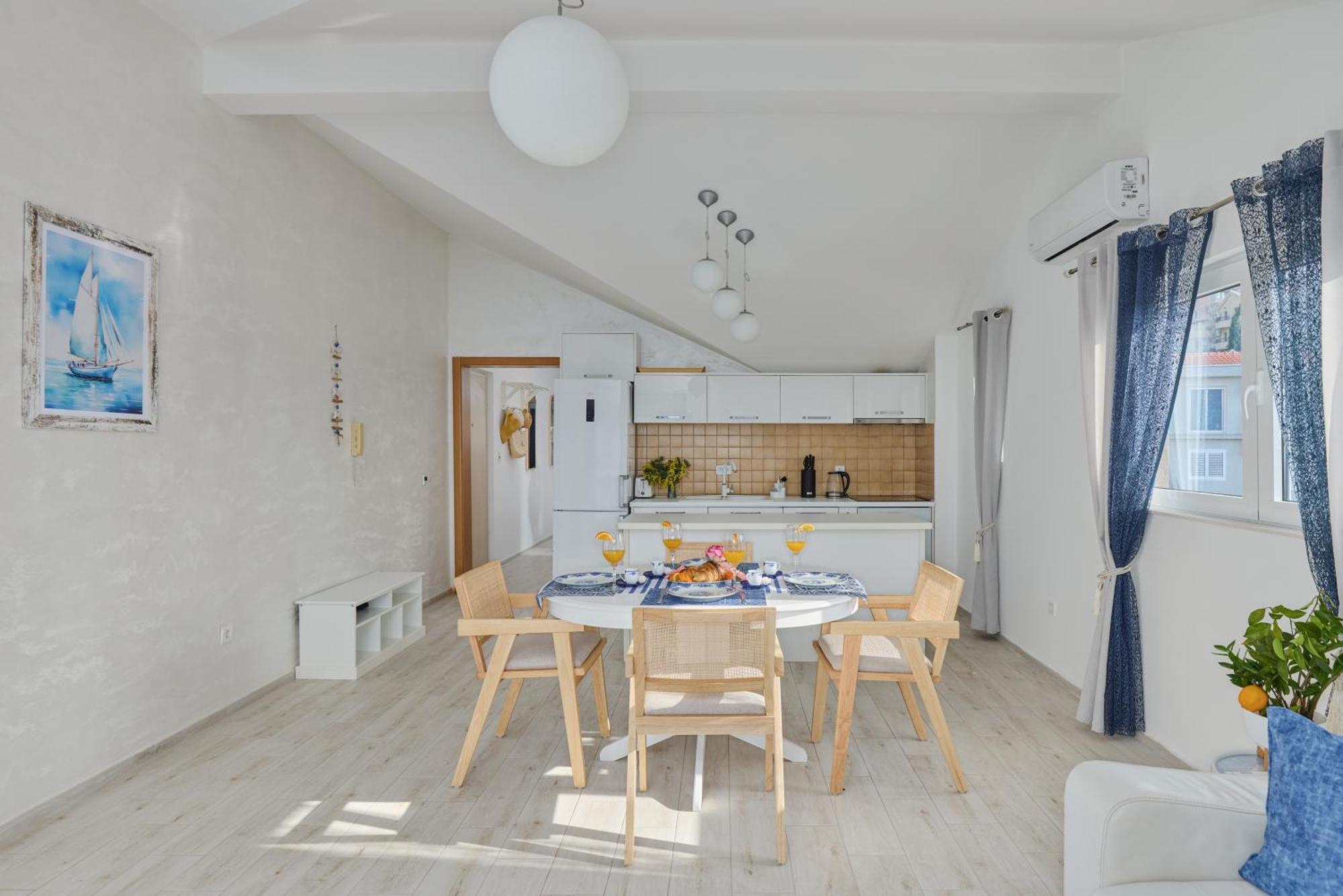 Bayview Apartments Tivat Montenegro ภายนอก รูปภาพ