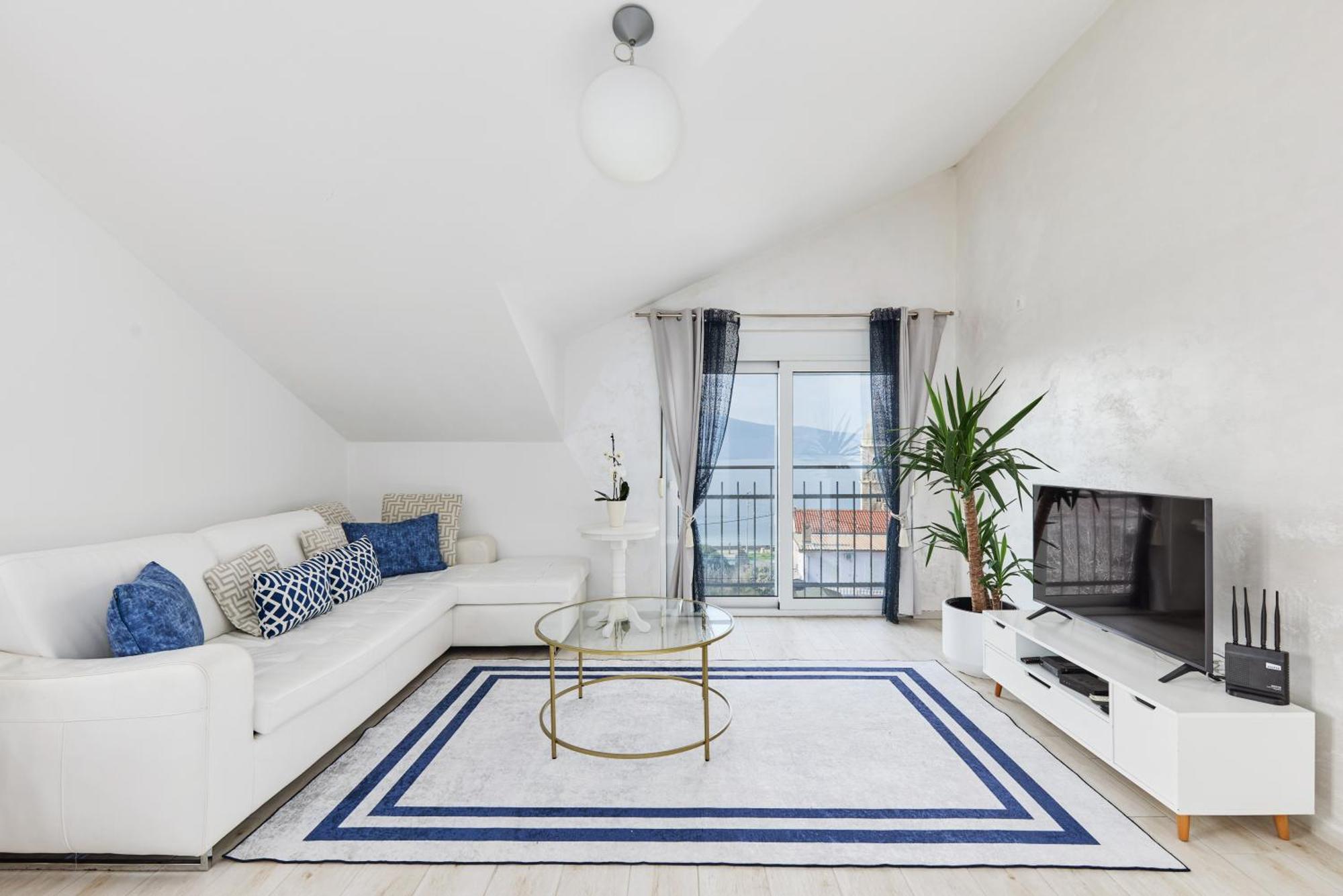 Bayview Apartments Tivat Montenegro ภายนอก รูปภาพ