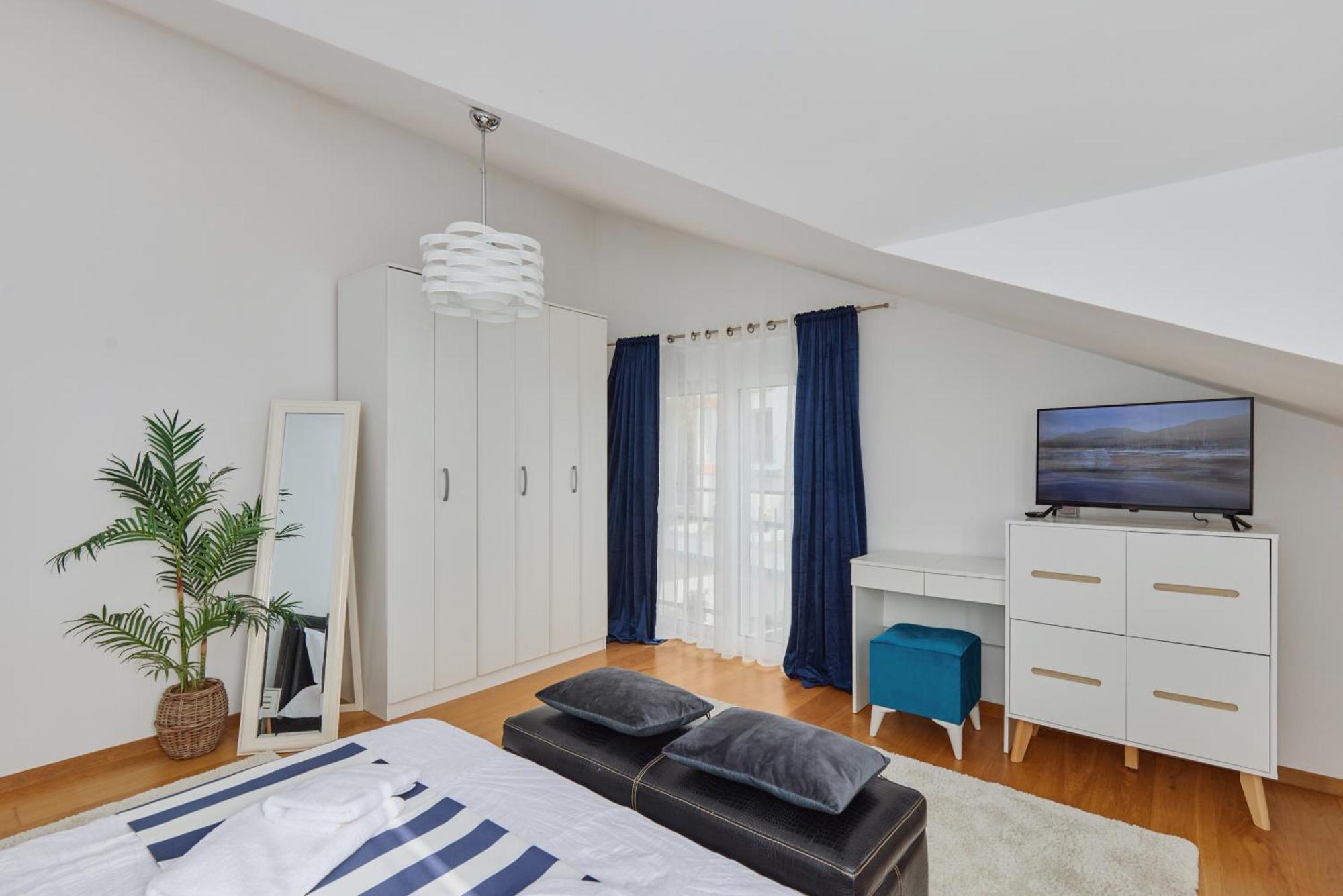 Bayview Apartments Tivat Montenegro ภายนอก รูปภาพ