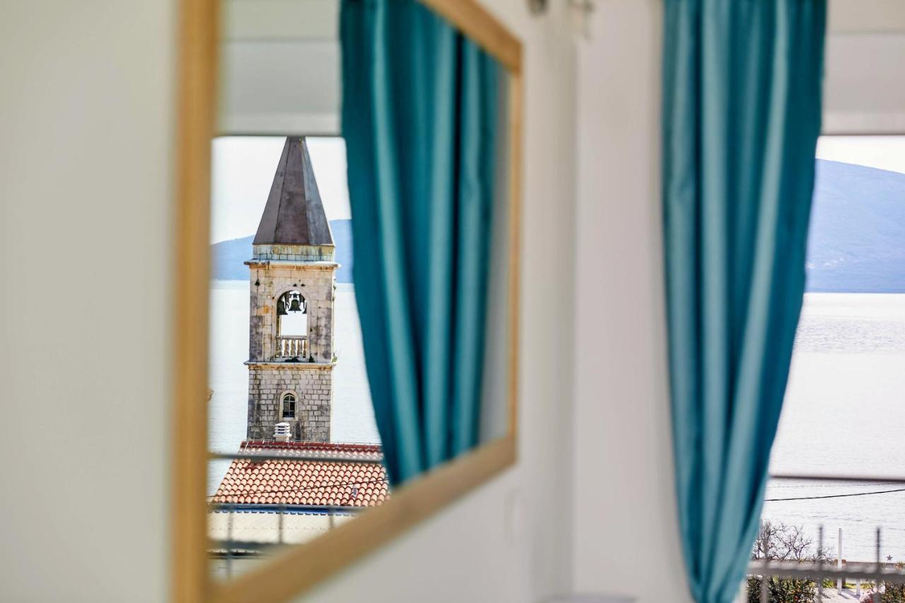 Bayview Apartments Tivat Montenegro ภายนอก รูปภาพ