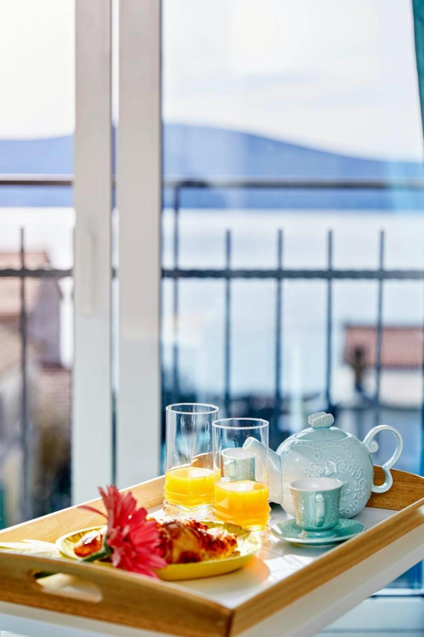 Bayview Apartments Tivat Montenegro ภายนอก รูปภาพ