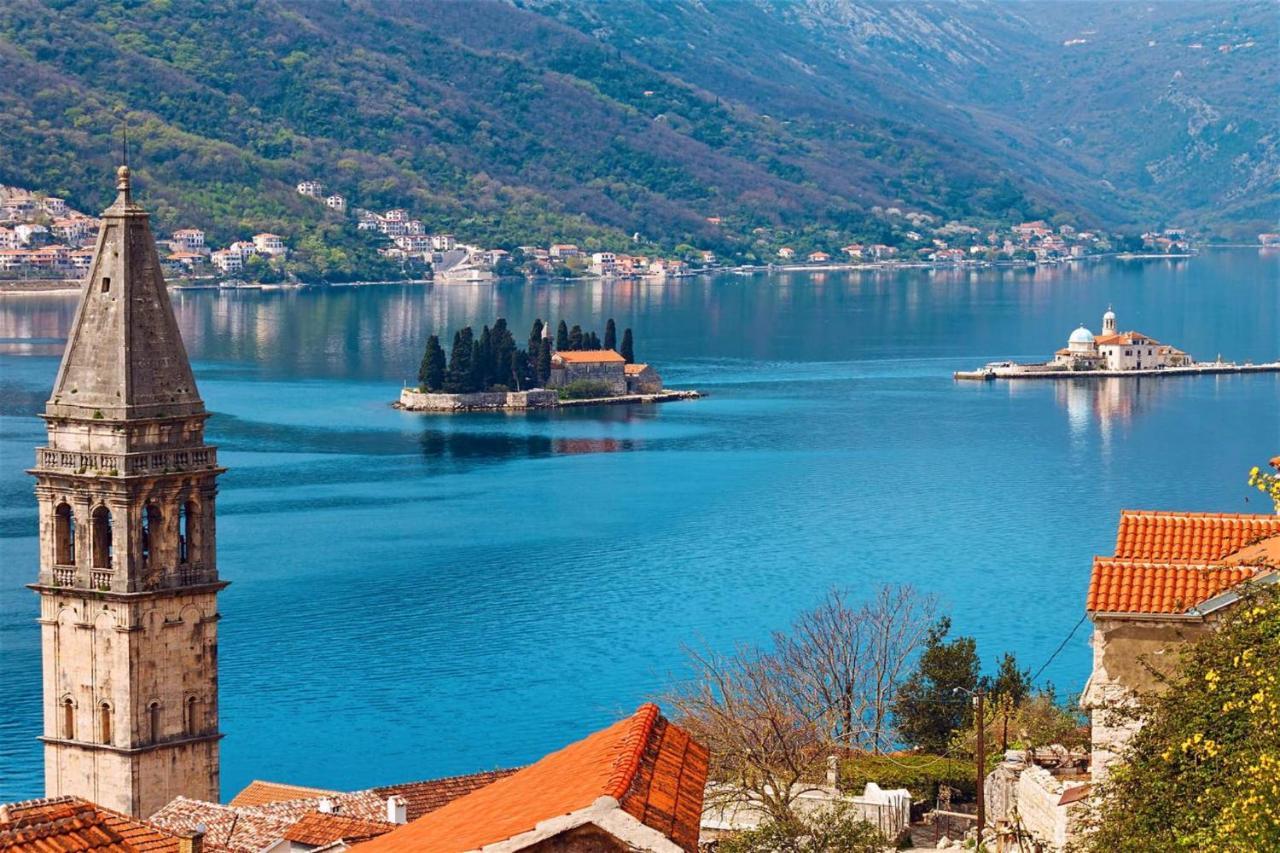 Bayview Apartments Tivat Montenegro ภายนอก รูปภาพ
